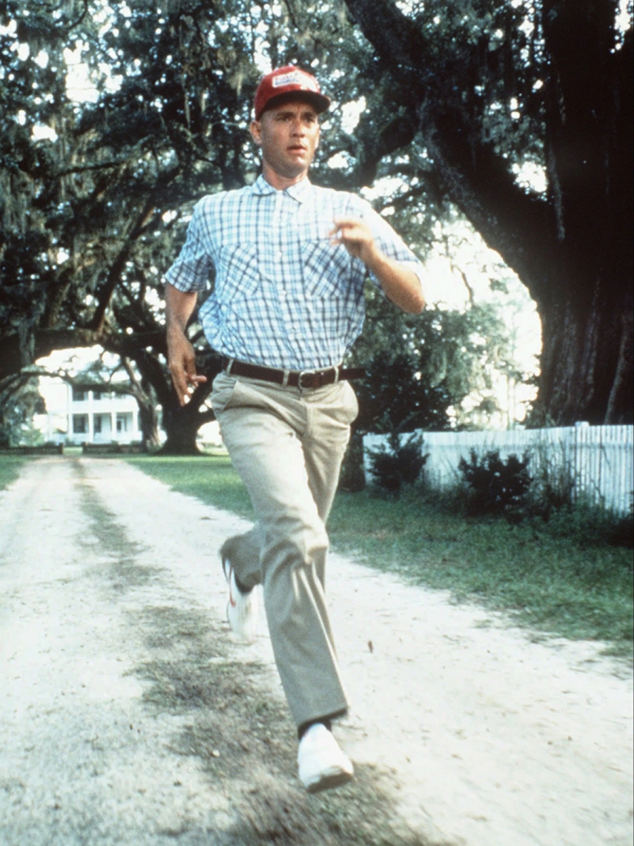 Forrest Gump, le personnage du roman éponyme de Winston Groom, incarné à l'écran par Tom Hanks dans le film de Robert Zemeckis