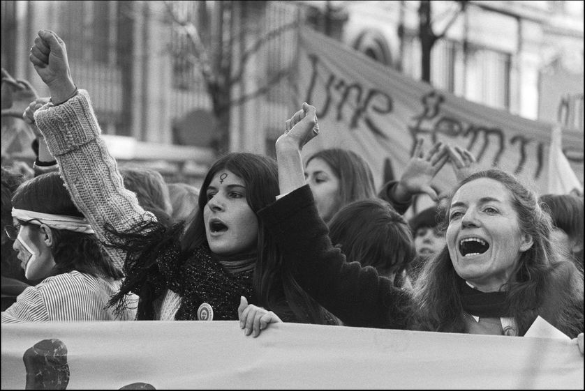 Des femmes durant une manifestation